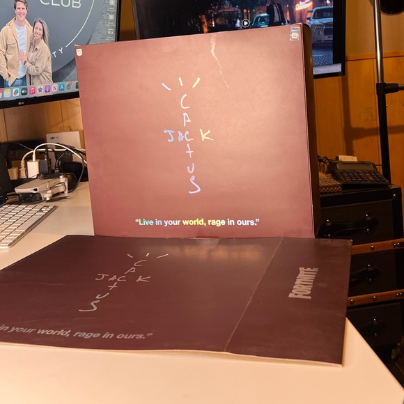 Travis Scott Fortnite action figure set. Including Sicko Mode & T-3500 - Picture 3 of 7